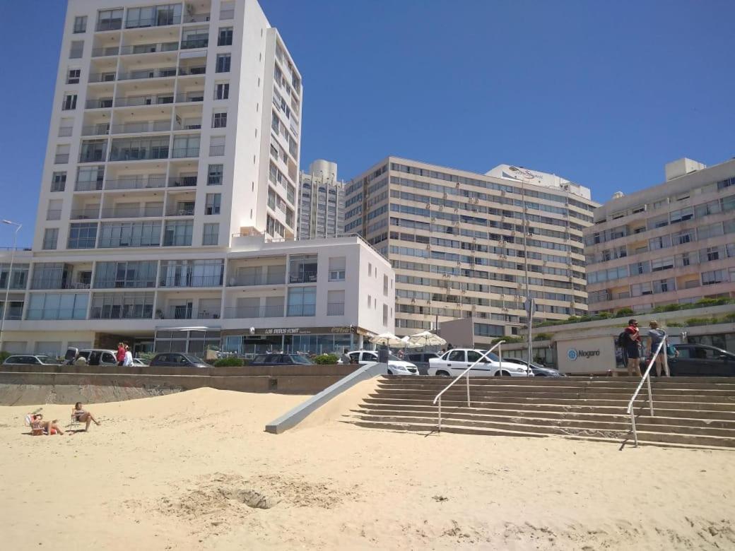 شقة Punta Del Este Frente Al Mar المظهر الخارجي الصورة