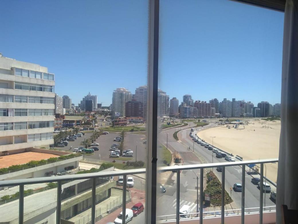 شقة Punta Del Este Frente Al Mar المظهر الخارجي الصورة